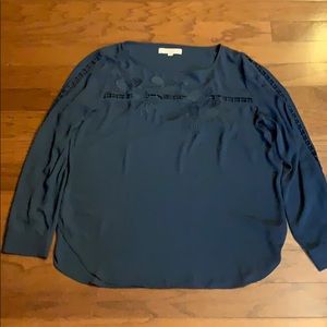 🍁LOFT Navy Blouse w/cutout and floral detail SzL